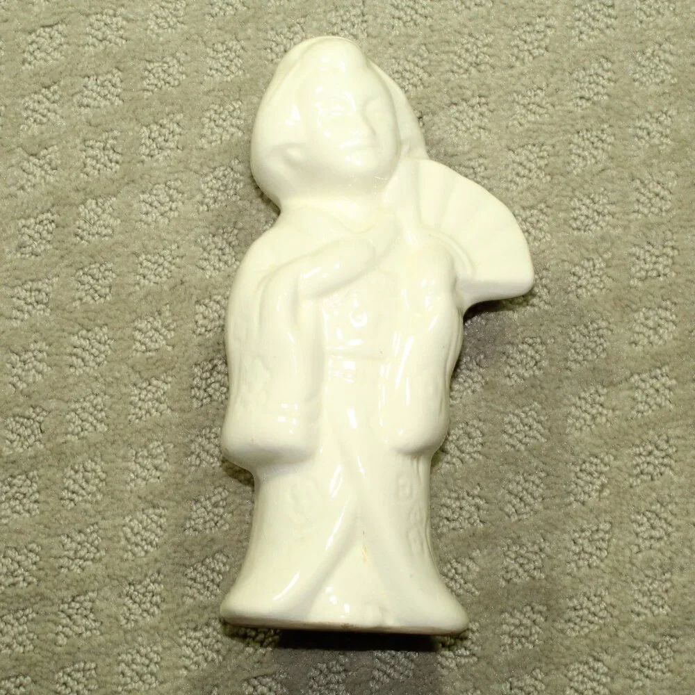 Vintage Benihana Ceramic Solid White Geisha Girl Tiki Mug Cocktail Kimono Tokyo